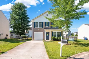 211 Wolf Creek Ln, Statesville, NC 28625 - Photo 2