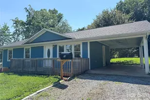84 E Hunt Dr, Nebo, NC 28761 - Photo 2