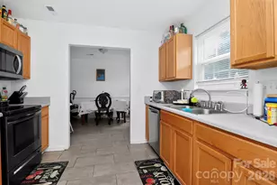 3314 Valerie Dr, Charlotte, NC 28216 - Photo 14