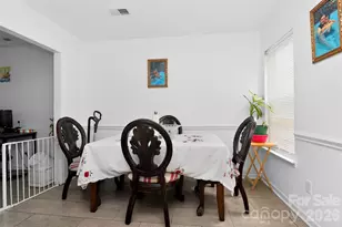 3314 Valerie Dr, Charlotte, NC 28216 - Photo 12