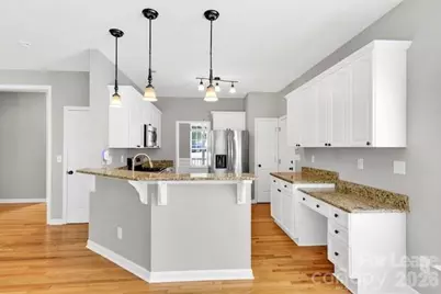 5010 Bellville Court, Charlotte, NC 28269 - Photo 4