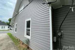 217 E Horah St, Salisbury, NC 28144 - Photo 4