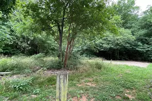 217 E Horah St, Salisbury, NC 28144 - Photo 2