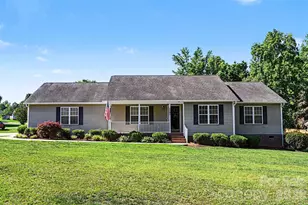 2720 Hill Top Dr, Salisbury, NC 28147 - Photo 4