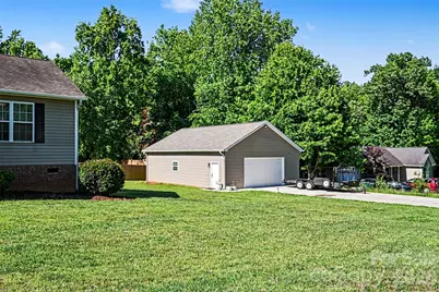2720 Hill Top Drive, Salisbury, NC 28147 - Photo 6
