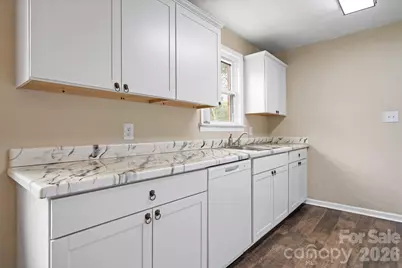 1423 16th Avenue NE, Hickory, NC 28601 - Photo 22