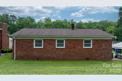 1423 16th Avenue NE, Hickory, NC 28601 - Photo 16