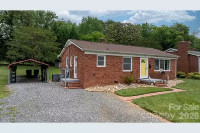 1423 16th Avenue NE, Hickory, NC 28601 - Photo 6
