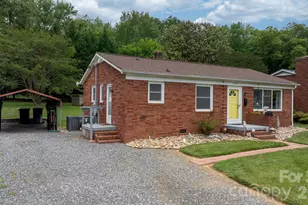 1423 16th Ave NE, Hickory, NC 28601 - Photo 6
