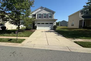 10119 Green Grass Rd, Charlotte, NC 28227 - Photo 2