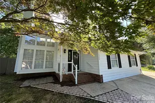 10220 Rockwood Rd, Charlotte, NC 28215 - Photo 2