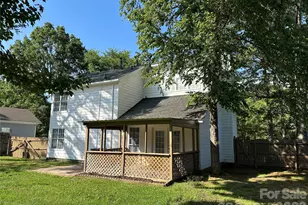 10220 Rockwood Rd, Charlotte, NC 28215 - Photo 22