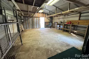 10220 Rockwood Rd, Charlotte, NC 28215 - Photo 28