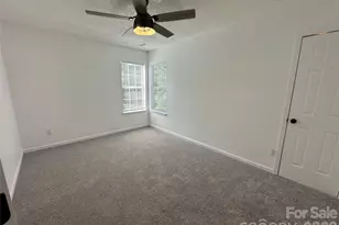 10220 Rockwood Rd, Charlotte, NC 28215 - Photo 18