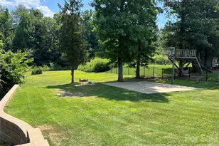 1106 Brookdale Ln, Stanley, NC 28164 - Photo 4
