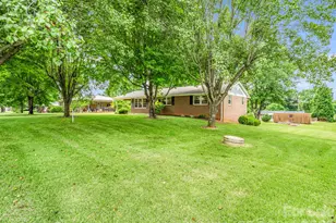 151 Woodside Dr, Forest City, NC 28043 - Photo 4