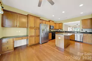 15184 Legend Oaks Ct, Fort Mill, SC 29707 - Photo 8