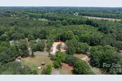 1331 Maiden Wood Circle, Maiden, NC 28650 - Photo 38