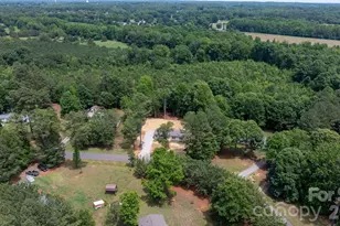 1331 Maiden Wood Cir, Maiden, NC 28650 - Photo 38