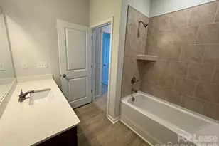 3021 Kingsfield Rd, Charlotte, NC 28208 - Photo 22