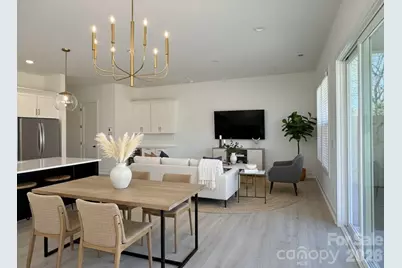 3922 Sarah Drive, Charlotte, NC 28217 - Photo 6