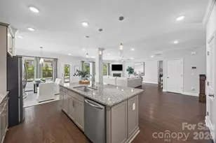 1227 Thomas Knapp Pkwy, Fort Mill, SC 29715 - Photo 6
