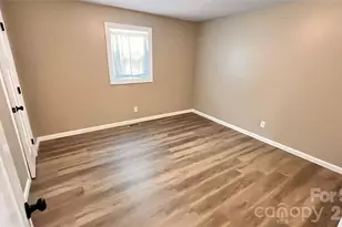 4009 Smokey Creek Rd, Lenoir, NC 28645 - Photo 14