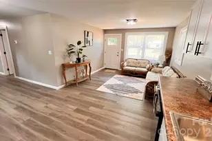 4009 Smokey Creek Rd, Lenoir, NC 28645 - Photo 6