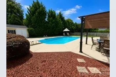 223 Pleasant Grove Lane, Mooresville, NC 28115 - Photo 2