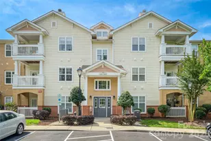11915 Ridgeway Park Dr, Charlotte, NC 28277 - Photo 2