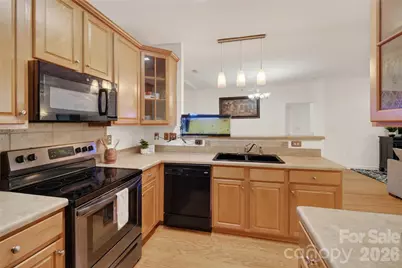 11915 Ridgeway Park Drive, Charlotte, NC 28277 - Photo 10
