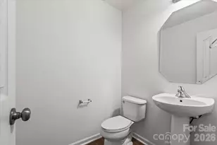 5229 Hawkins Meadow Ct, Charlotte, NC 28213 - Photo 10