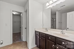 5229 Hawkins Meadow Ct, Charlotte, NC 28213 - Photo 40