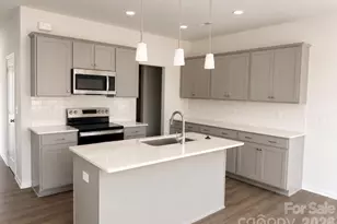 3622 Teslow Dr, Charlotte, NC 28215 - Photo 4