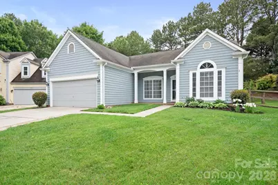 8940 Raven Park Drive, Charlotte, NC 28216 - Photo 2