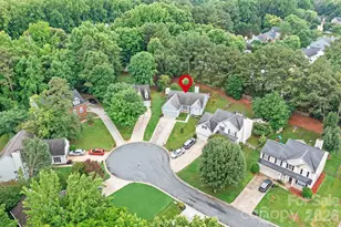 8940 Raven Park Dr, Charlotte, NC 28216 - Photo 36