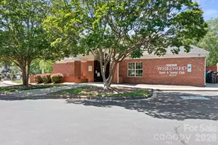 8940 Raven Park Dr, Charlotte, NC 28216 - Photo 38