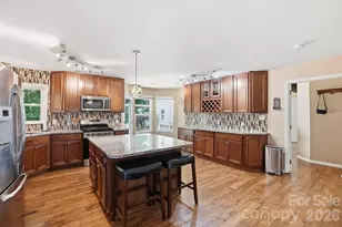 9912 Park Springs Ct, Charlotte, NC 28210 - Photo 8