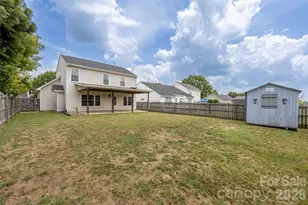 9535 Forest Path Dr, Charlotte, NC 28269 - Photo 36
