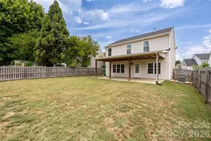 9535 Forest Path Dr, Charlotte, NC 28269 - Photo 34