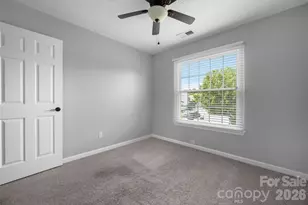 9535 Forest Path Dr, Charlotte, NC 28269 - Photo 28