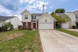 9535 Forest Path Dr, Charlotte, NC 28269 - Photo 2