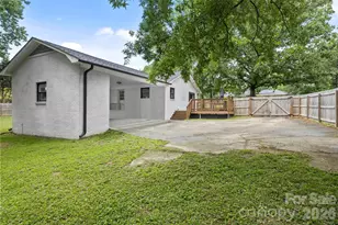 224 Sturbridge Dr, Charlotte, NC 28214 - Photo 20