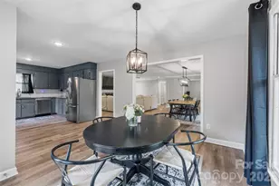 224 Sturbridge Dr, Charlotte, NC 28214 - Photo 4