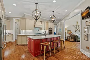 6808 Live Oaks Ln, Waxhaw, NC 28173 - Photo 6
