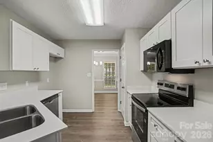 1255 Hawthorne Dr, Indian Trail, NC 28079 - Photo 4