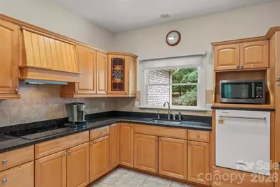 434 Yachtsman Point, Lexington, NC 27292 - Photo 18
