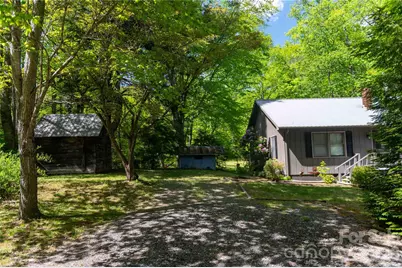 60 Virgels Mountain Road, Burnsville, NC 28714 - Photo 16