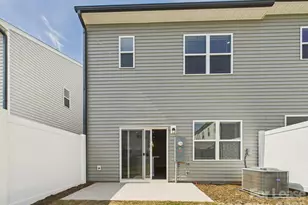 3022 Hutton Gdns Ln, Charlotte, NC 28269 - Photo 16