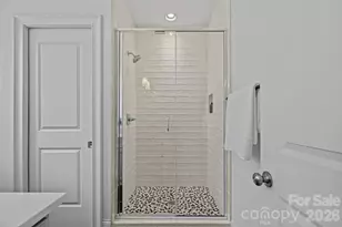 2023 Lynnwood Dr, Charlotte, NC 28209 - Photo 20